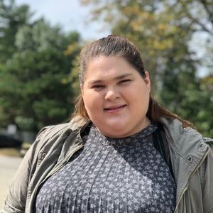 Meet your Posher, Stephanie